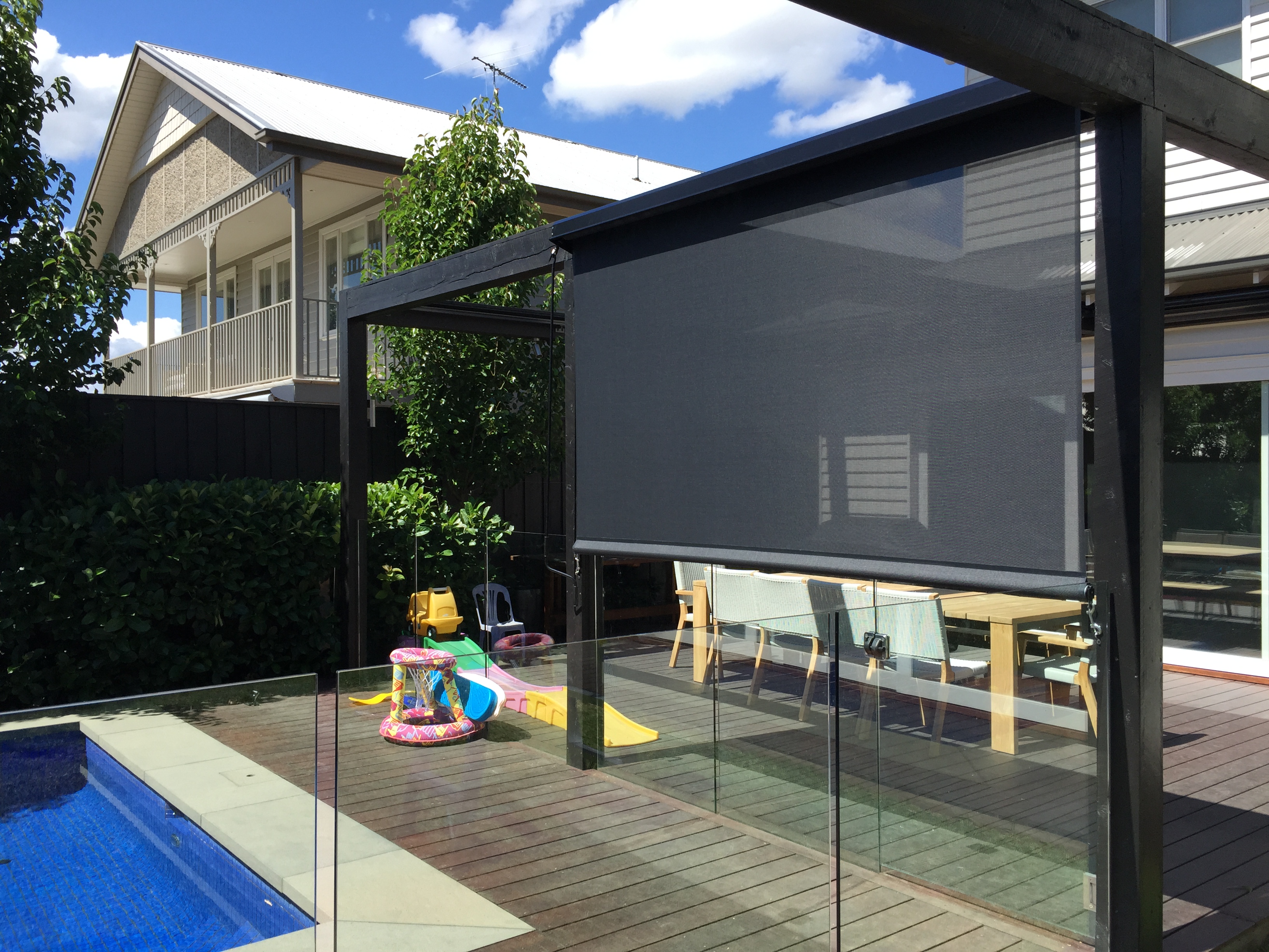 Different Types of Outdoor Blinds – A Buyers’ Guide